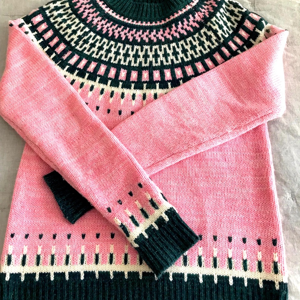Women’s Pink Patterned Knit Sweater - Picture 2 of 5